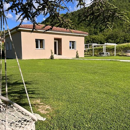 Al Quadrato Villa Piobbico Eksteriør billede